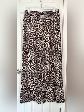 Leopard Print Wide-Leg Pants
